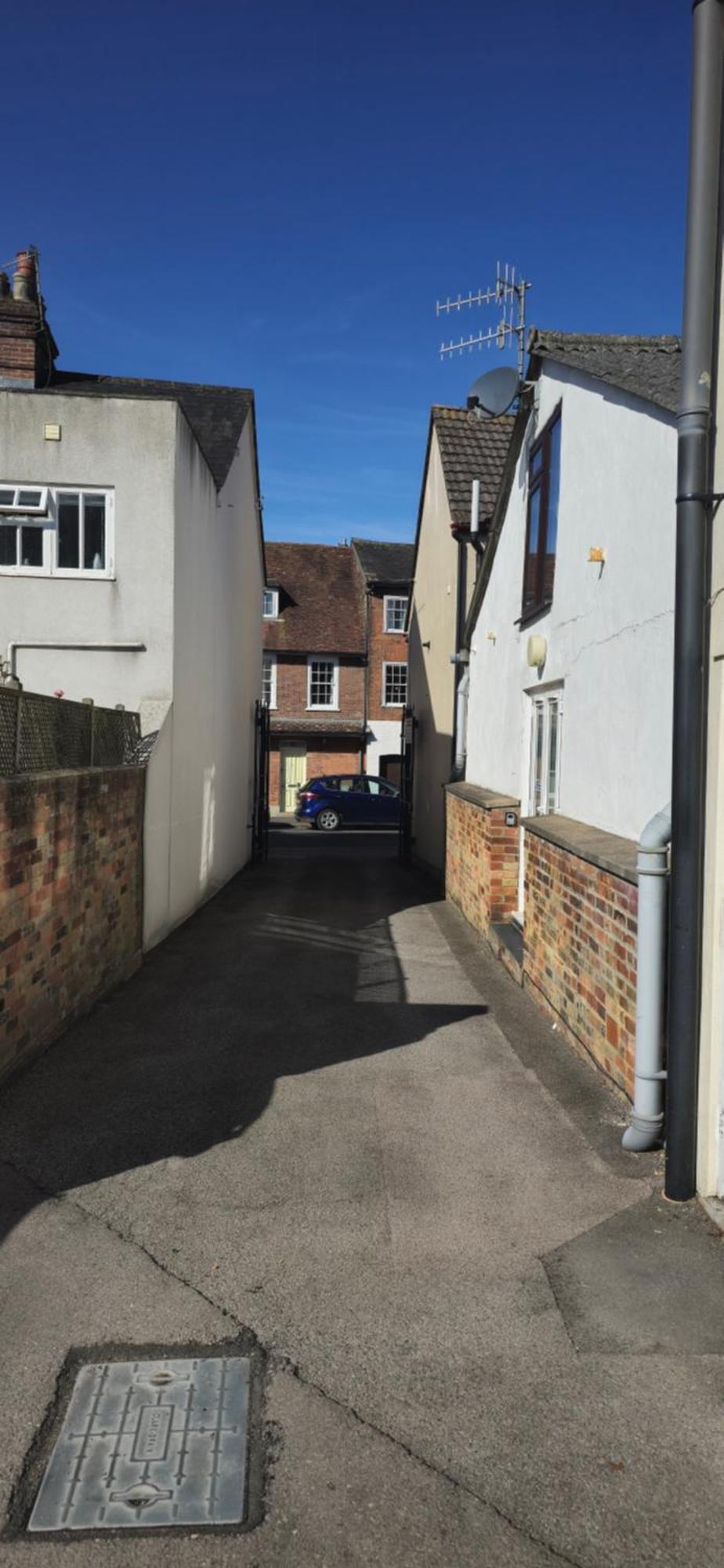 Centre 2-bedroom Serviced Accommodation-apartment - Pennyville