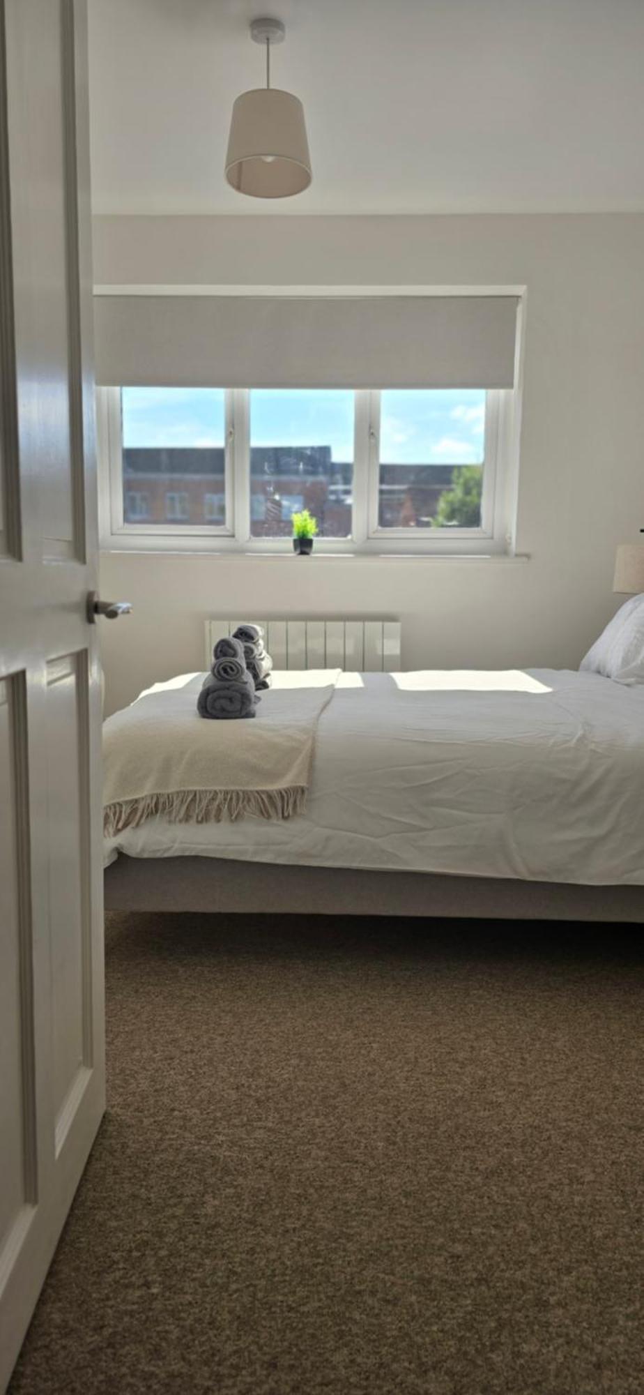 Centre 2-bedroom Serviced Accommodation-apartment - Pennyville Holiday home