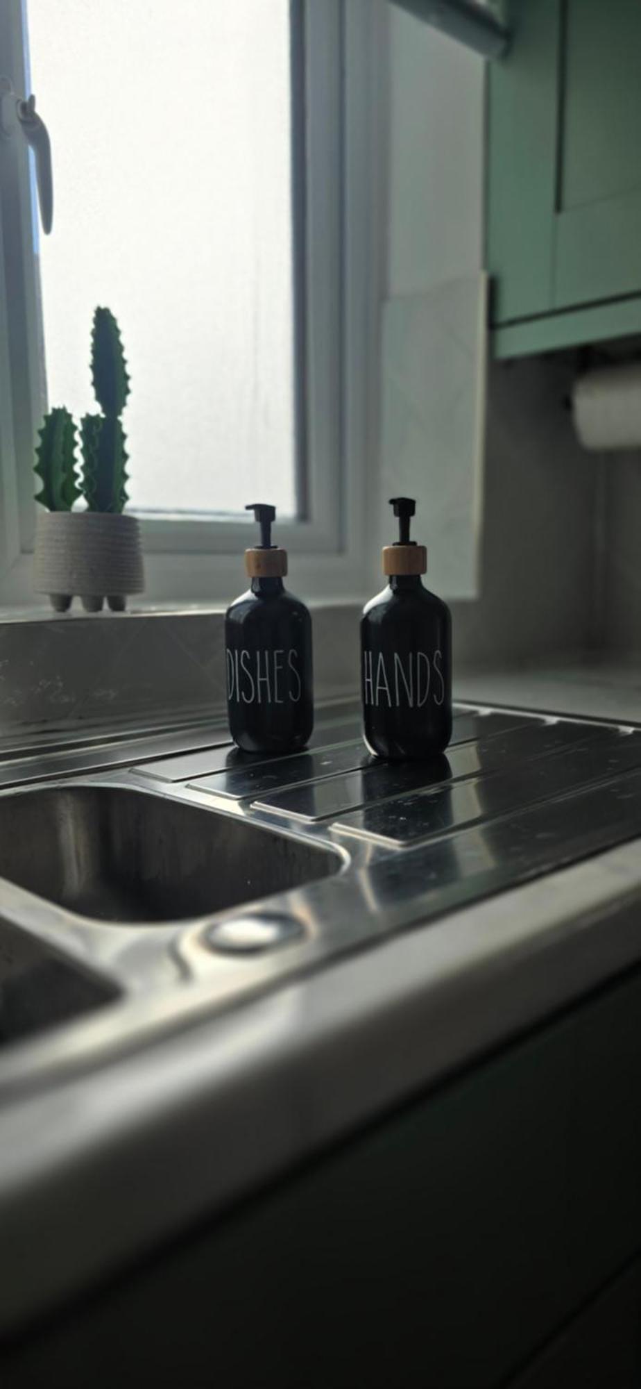 Centre 2-bedroom Serviced Accommodation-apartment - Pennyville Holiday home Salisbury