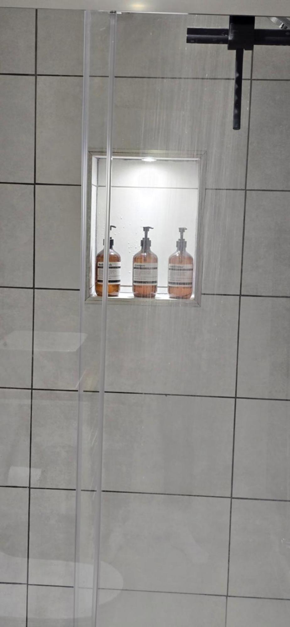 Centre 2-bedroom Serviced Accommodation-apartment - Pennyville *